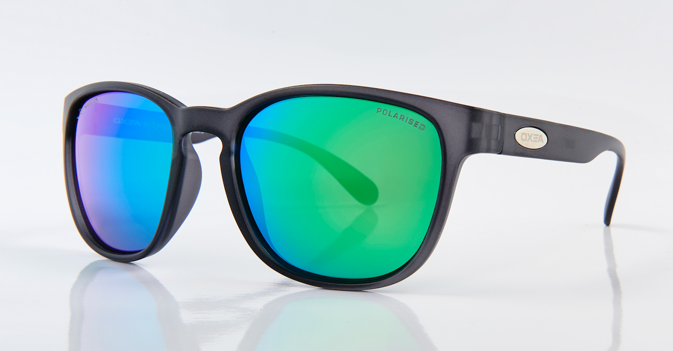 SQUINT-POLARISED GREEN REVO