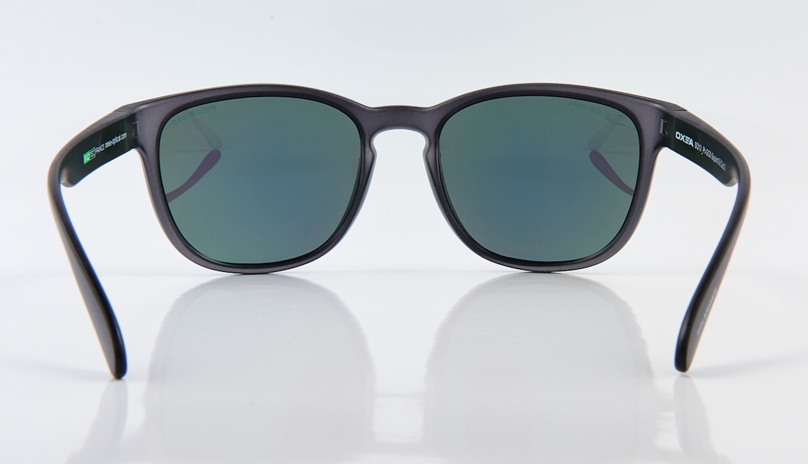 SQUINT-POLARISED GREEN REVO